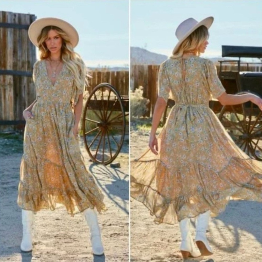 Storia Tan and Cream Tiered Maxi Sundress
